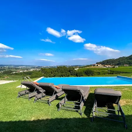 The Ii - Uma Quinta Deslumbrante *